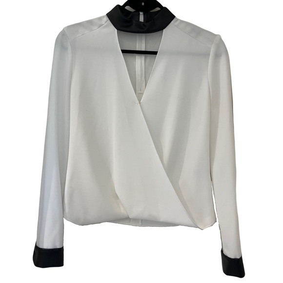 Intermix white blouse with leather detail - Size P - Picture 2 of 5